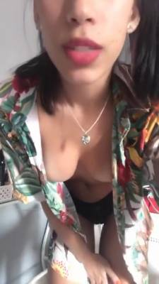 Hot Portuguese Girl Dancing With Her Tits Out - hclips.com - Portugal