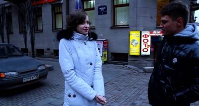 Awesome russian Kitana enjoys a hard meat - icpvid.com - Russia