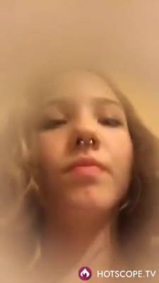 Drunk Russian Girls Going Absolutely Wild On Periscope - hclips.com - Russia
