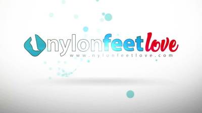 PetraFeet nylon feet closeup shoeplay - nvdvid.com