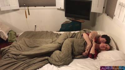 Stepmom shares bed with stepson - pornoxo.com