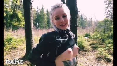 OUTDOORS BLOWJOB, teenage nympho in the forest gets cum on face - Red Fox - veryfreeporn.com - Russia