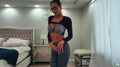Desiree Dulce - Hot Chick In Tights And Glasses Strips And Masturbates With Dildo - veryfreeporn.com