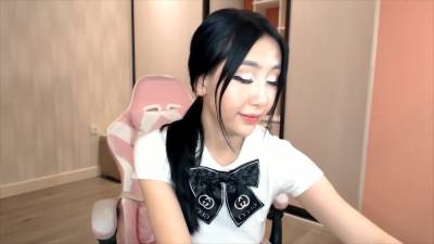 Asian babe with nice ass masturbating hard on floor - hclips.com