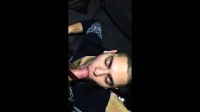Bonitao com pinto na boca - nvdvid.com