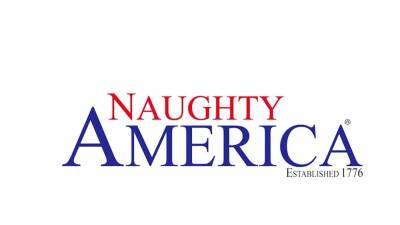 Naughty America - Ashley Lane gets her wet pussy fucked - nvdvid.com
