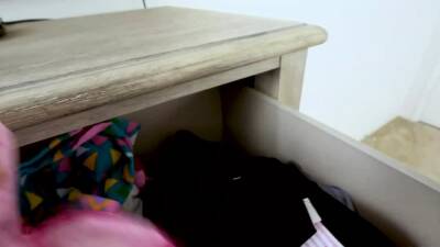 Stepsis caught me smelling her panties - icpvid.com