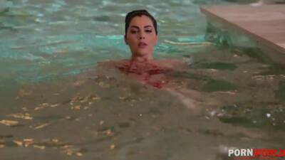 Valentina Nappi - Horny Girl Begs For Dick In The Pool - Valentina Nappi - upornia.com
