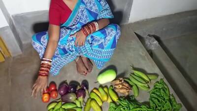 Uncle - Indian Vegetables Selling Girl Hard Public Sex With Uncle - hclips.com - India