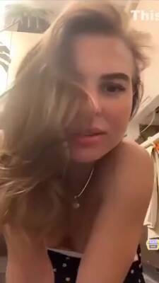 She Left Real Quick After Her Nip Slip - hclips.com