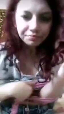 On Periscope Shows Her Hard Nipples - hclips.com