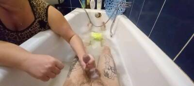 My Cock - stepmom washes me in the bathroom and jerks off my cock - sunporno.com - Russia