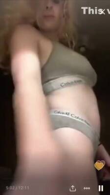Teen Blonde Showing Tits - hclips.com
