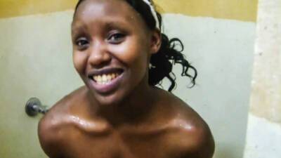 Ebony babe smiles before hardcore pounding in hotel bathroom - txxx.com