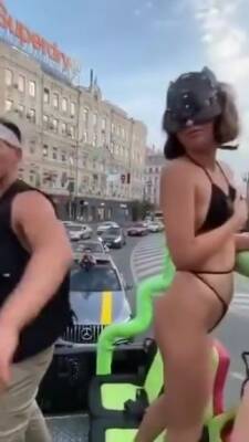 Crazy Russian Nude On The Streets - hclips.com - Russia