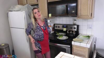 Milking stepson in the kitchen before his date - pornoxo.com
