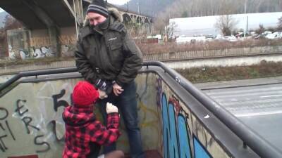 Der Geilste Fick Auf Dem Bahnhofsdach - upornia.com - Germany