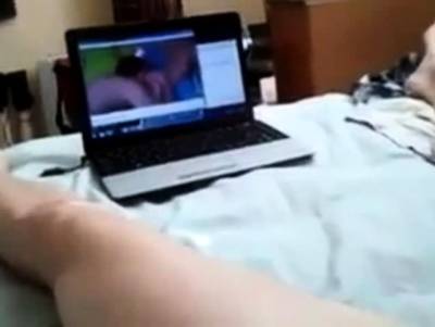 Jacking watching xham porn with cumshot and cum play - nvdvid.com