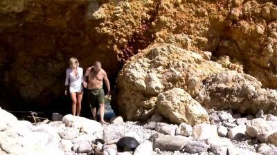 French blonde milf get anal threesome mmf dp at the beach - nvdvid.com - France