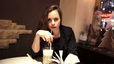 Babe entices man into XXX video - nvdvid.com - Russia