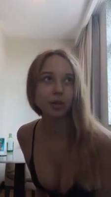 Cute Russian Girl On Periscope With Bra - hclips.com - Russia