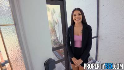Hot New Latina Real Estate Agent Bangs Her Boss at Open House - sexu.com
