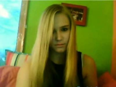 Blonde show pussy - icpvid.com
