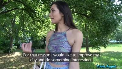 Valentina Bianco - Lost Italian fucked from BEE-hind - porntry.com - Italy