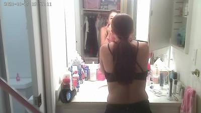 Japanese amateur wife getting undressed for shower and taking off her makeup - voyeurhit.com - Japan