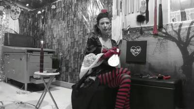 On The 30th Day Of Halloween Queen - hclips.com