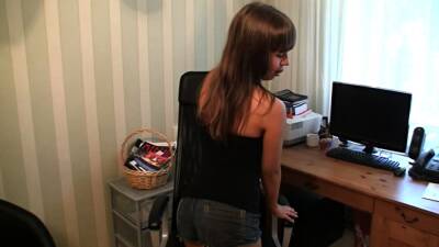 Young Carrie Nude - nvdvid.com