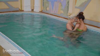 Cindy Shine - Czech blonde Lovita Fate lesbian fingering in public pool with Cindy Shine - sexu.com - Czech Republic