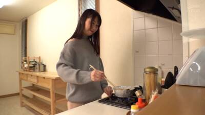パンチラして兄を誘惑しそのままsexに持ち込む - upornia.com - Japan
