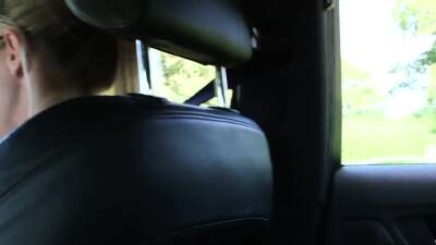 British cabbie voyeur watching guy wank - drtuber.com - Britain