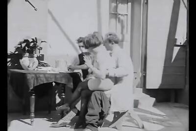 Vintage Loops 1920-1929 - upornia.com