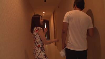 Even though he is good at cooking, he can behave - txxx.com - Japan
