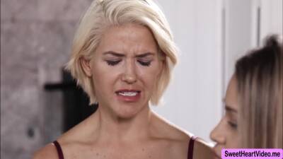 Kit Mercer - Kit and Gizelle make their pussies orgasm - fetishpapa.com
