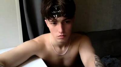 Sexy European twink solo jerking - nvdvid.com