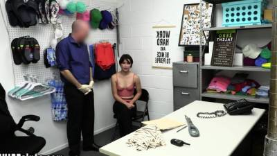Perv old LP officer punish fucking a hot teen thief - drtvid.com