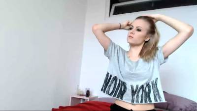 Blonde teen babe drinking wine and stripping chat on webcam - drtvid.com