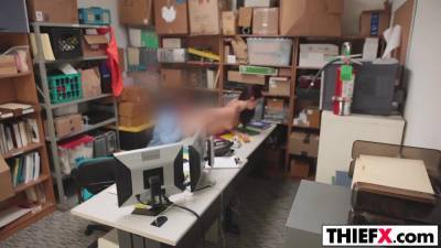 Thief Naiomi Mae Feels Uncomfortable - hotmovs.com