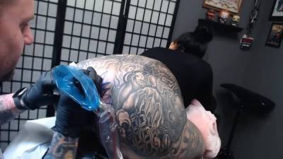 Darcy Diamond Gets Her Asshole Tattooed By Trevor Whelen For 4.5 Hours - Infected (intro) Sickick - upornia.com