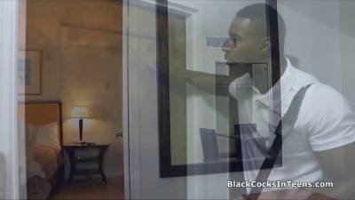 Hot blonde on masseurs big black cock - sexu.com