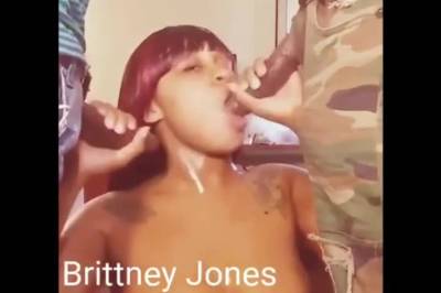 Brittney - Brittney Jones double blowjob - pornoxo.com