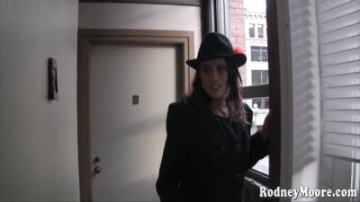 Gigi Love - Kinky Photographer - hotmovs.com