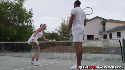 Cute teenie chick fucked by the BBC of her tennis coach - sexu.com