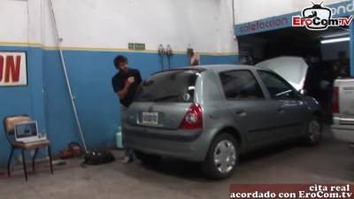 spanish amateur teen with small tits fuck in garage - hotmovs.com - Spain