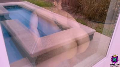 Freaky Hot Mom Teases Pool Guy And Get A Profound Anal Fuck - upornia.com