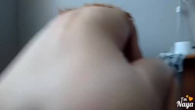 Babe Gives Great Blowjob And Receive Cum On Her Face - hclips.com