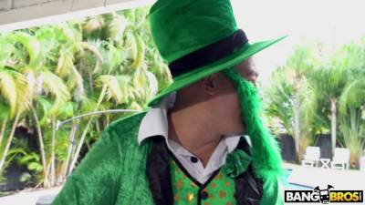 Fuck Me, I'm Irish - AssParade - hotmovs.com
